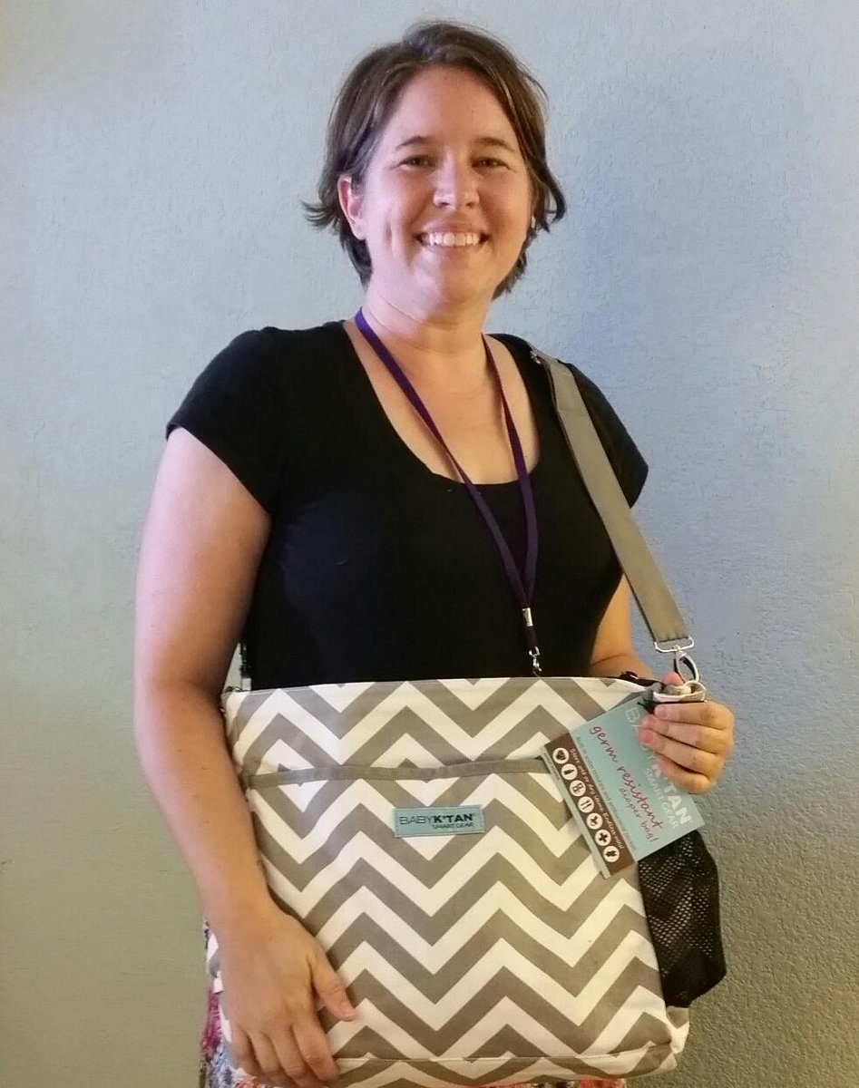 MacKidHendricks's tweet photo. This bag actually makes we want to prolong the diaper stage! @BabyKtan  #MKMeetup #germresistant @visitlauderdale http://t.co/vybJ5Wuytj