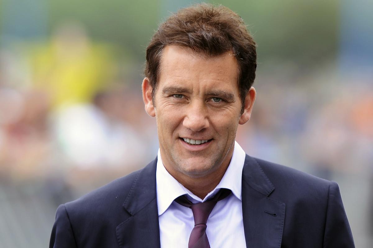 A very HAPPY BIRTHDAY to Clive Owen!  Do you have a favorite?  Children of Men, Croupier, or how about Sin City? 