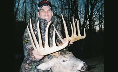 BmNation's tweet photo. John Klucky Buck!
#Buckmasters #BmNation #BigBuckTales
http://t.co/ox39QDXO7Q http://t.co/laBVpFrjB0