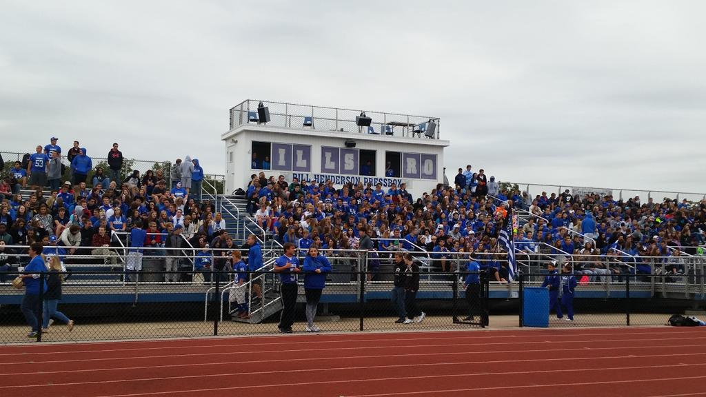 HHS Homecoming 2015!  Powder Puff Football. Have I mentioned that we have the BEST student body???
#HawkPride
