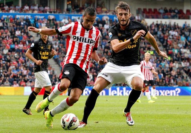 Damchevski playing for NAC Breda Damchevski playing for NAC Breda