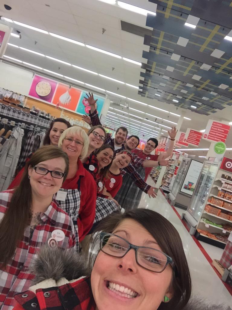 T658 is LOVING sharing plaid with our guests this #Plaiderday #TargetIsMadForPlaid #PlaidPower