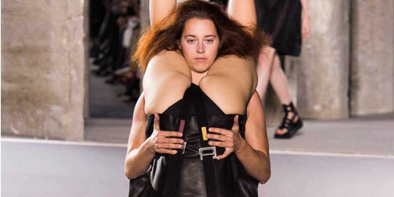 Love that there's a political message at <a href="/RICKOWENSONLINE/">RICK OWENS</a> – it's how #Fashion should be ow.ly/SVaII #PFW