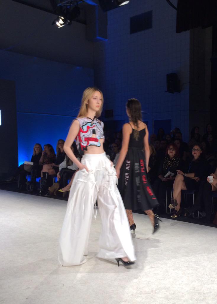LifewithLeeta's tweet photo. #Vancouverevents #vfw2015 @laurenlimdesigns @blaclecat  #vanfashionweek #fridaynight @BLUSHvancouver #wows http://t.co/msCZ5u33he