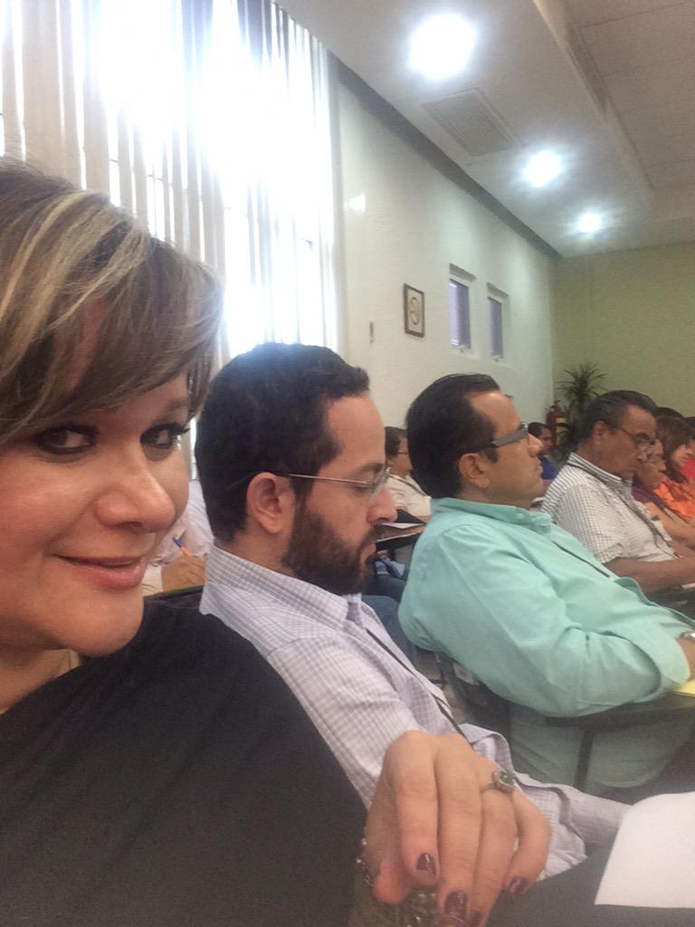 @ seminario de argumentación jurídica en #CasaDeLaCulturaJurídica  w/ @adrianrealordaz @Ruylara