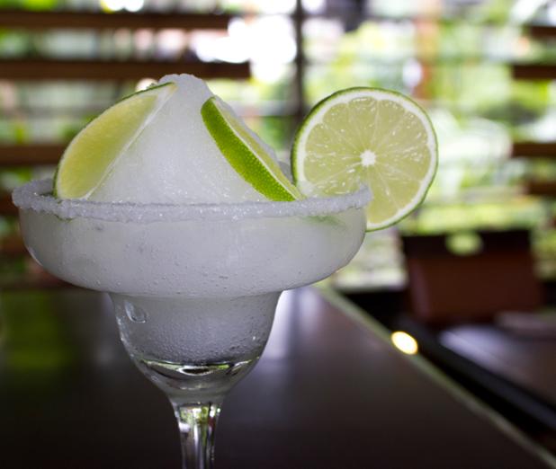 Bonsai Sushi Vzla on Twitter "¡Ya es viernes! Hoy brindamos con un