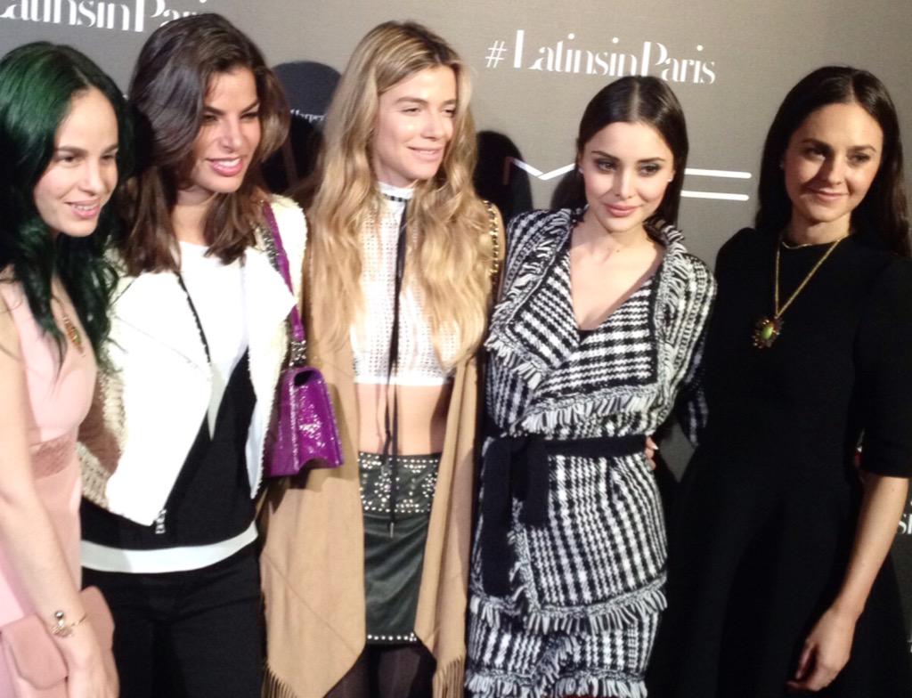 latinfashionews's tweet photo. Ya estamos en la fiesta #LatinsInParis d@HarpersBazaarmx con @BrenDLV #DanielaVillegas #BarbaraCoppel #DeborahHung🇫🇷 http://t.co/oxwXrT1ZT2
