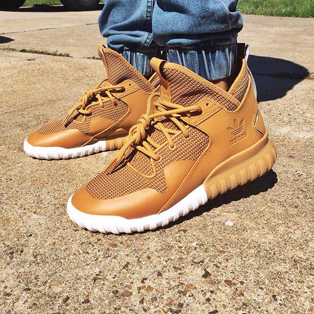 SneakerShouts's tweet photo. ICYMI: The "Wheat" Adidas Tubular X dropped online

Grab a pair here -> http://t.co/uEclOxasUz http://t.co/Uy8yUJDke6