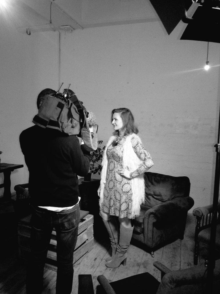 byKarenForde's tweet image. .@simplybeireland looks we modelled2day @LisaCannonXpose 70's B+W #logotype @stylegodezz @armodelagency @Lena0488 ☆←