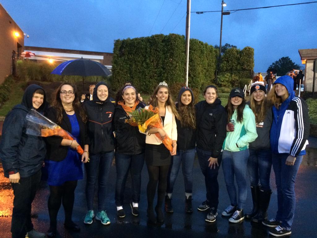 YSGBasketball's tweet image. CONGRATS to our very own, Olivia Gettle - 2015 YS Homecoming Queen!!! 🏀 We are proud of you!! #YSGBproud