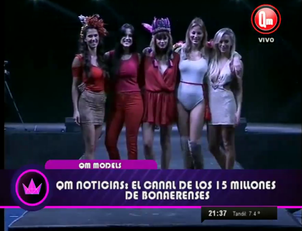 QMnoticias's tweet photo. Así termina el #QMModels! @patogalvan gracias por esta excelente conducción!! 👏👏 http://t.co/jBDL77IXdm