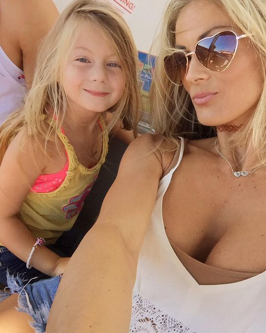 Best day ever! 💞 http://t.co/A8ObFT8OZH<a href="/tag/miami"class="tags"><span>#miami</span></a><a href="/tag/tbt"class="tags"><span>#tbt</span></a><a href="/tag/swimweek"class="tags"><span>#swimweek</span></a>