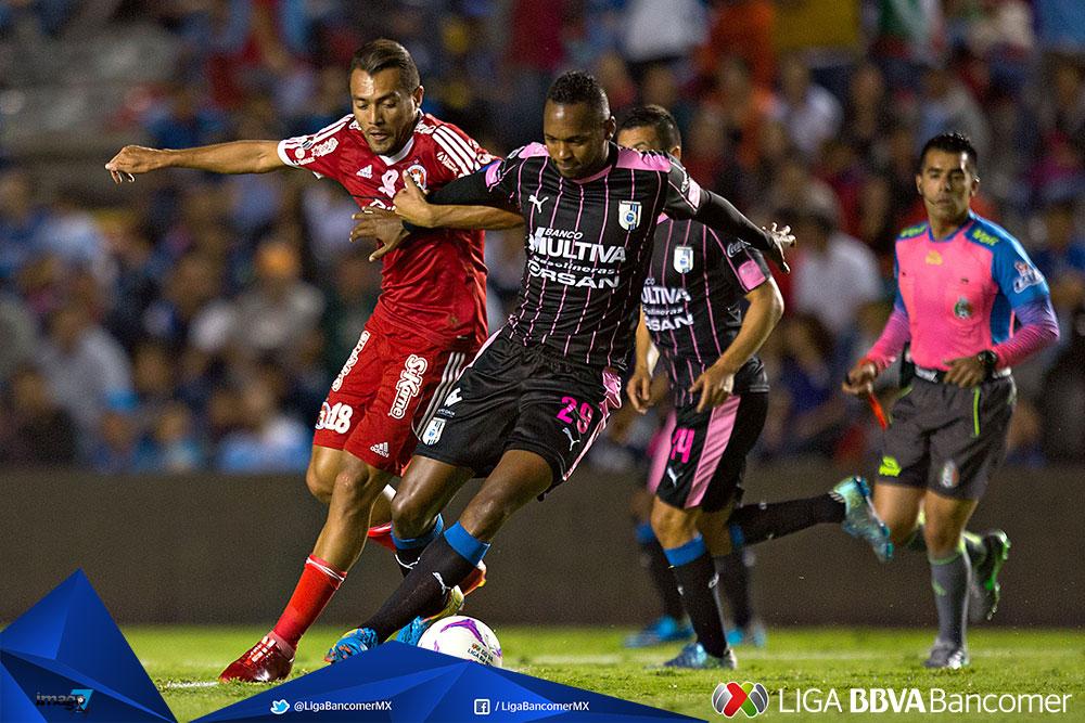 Querétaro sufre pero gana a Xolos - CQWwIFqWcAARXsn