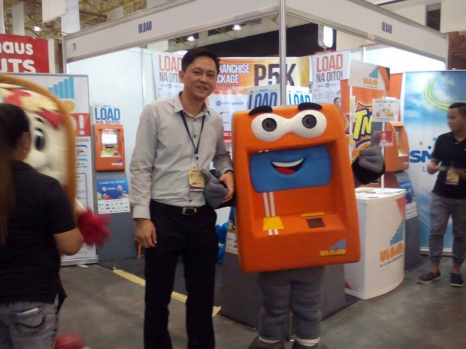 uloadph's tweet image. 1st Day was successful! Now on our 2nd Day in WTC. #enjoy #Happy