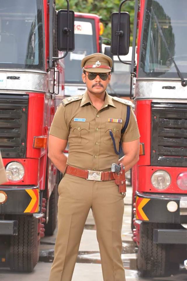 iDreamMedia's tweet photo. #Darshan's #MrAiravatha Bags Roaring Success at Box Office and Expanded the Market for Kannada Movies in Overseas! http://t.co/XZqrvfx3GD