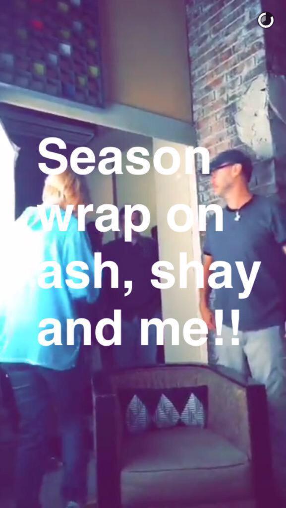 Pll_fandom_'s tweet photo. The last day of filming for season 6 is over... That's a wrap #PLL http://t.co/UWoZUaJ6st