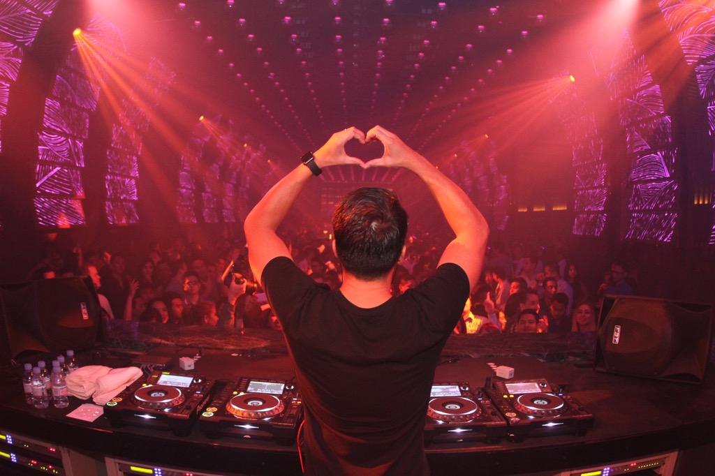 Loving all the awesome energy last night with <a href="/LaidbackLuke/">Laidback Luke</a> ! Much love for YOU
