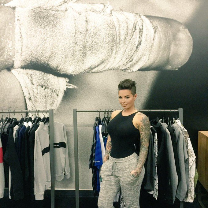 Took a little trip to @UNDEFEATEDinc to stock up on some new hats and sweats today http://t.co/UyKZG<a class="tags" target="_blank" title="On Twitter" href="/?out=eyJ0eXAiOiJKV1QiLCJhbGciOiJIUzUxMiJ9.eyJpYXQiOjE3MTg3MDI5ODIsImlzcyI6InR3cG9ybnN0YXJzLmNvbSIsIm5iZiI6MTcxODcwMjk4MiwiZXhwIjoxNzUwMjM4OTgyLCJyZWRpcmVjdF91cmwiOiJodHRwczovL3R3aXR0ZXIuY29tL1VOREVGRUFURURpbmMifQ.BHAZW2iv504pEC41_drfy6GWa6YTJVN5Vj5b-NzEvYVfg_KXilpUdEPWemXOEuj7TpcKbpAlFjAX2gpOQkfkjA">@UNDEFEATEDinc</a>