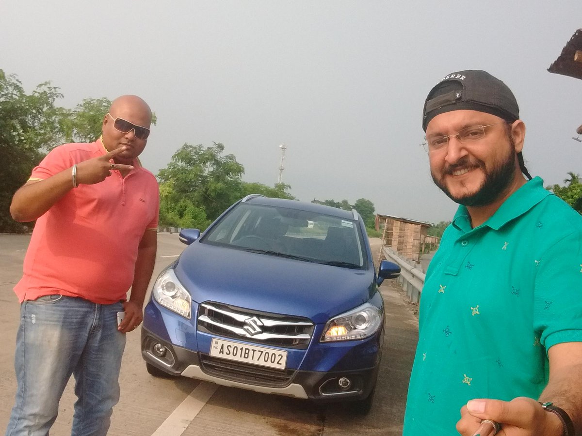 inder129's tweet photo. Guwahati- Tezpur- Pasighat -550 kms drive in S-CROSS DDIS 320 @NexaExperience @autocarindiamag @Maruti_Corp http://t.co/pGliPhvD9S
