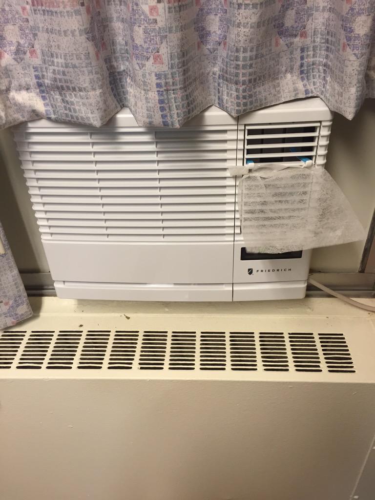 RachelBuck22's tweet photo. When you're room smells but you're a broke college student. #MDIA199 http://t.co/soLk8c2ii4