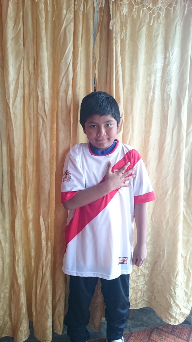 JuliooCesarrs's tweet photo. @diariolibero Vamos Peru!! #PalcoLibero http://t.co/dLmxYfHjpr