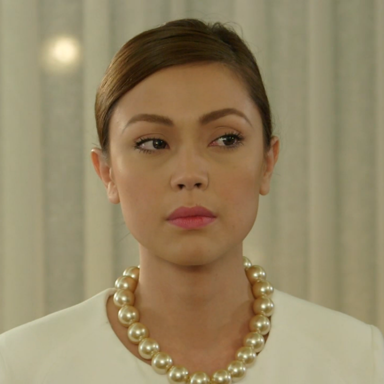 AngMadam's tweet photo. Kita mo tong si Amor! Ang itlog ng pugo kinakain!! Hindi kinukwentas!!!! #KAPAMILYAThankYou http://t.co/uOo2PBhqSs