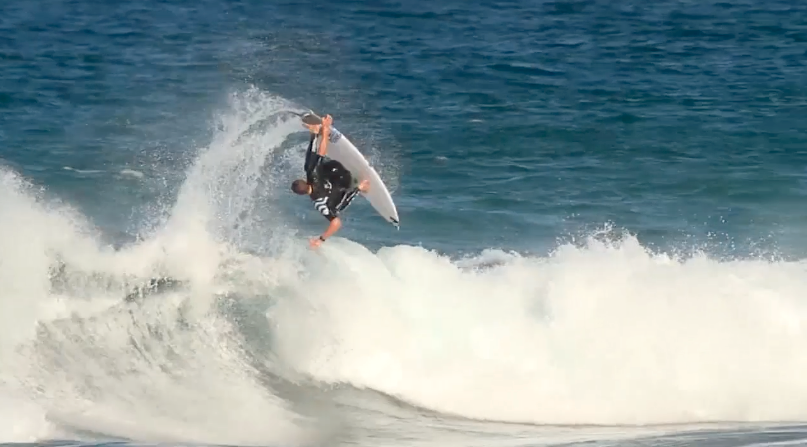 Surfer's tweet photo. Whips, flips, soft tops, and an Italian. It's all here. #ThisWeekInWebclips
http://t.co/va451d9JeL http://t.co/kBzq0xeQyF