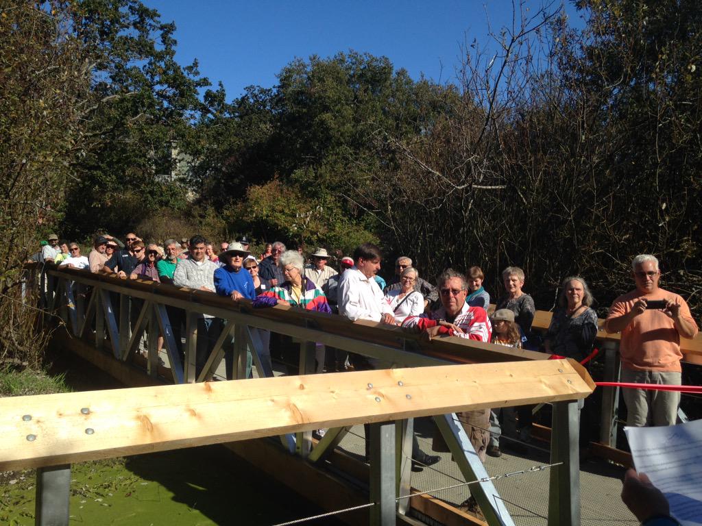 kathelburt's tweet photo. @Rob_Fleming thank you for joining us @SwanLakeNature today #floatingboardwalk #natureisspeaking #GetOutside http://t.co/7syJOfaWtR