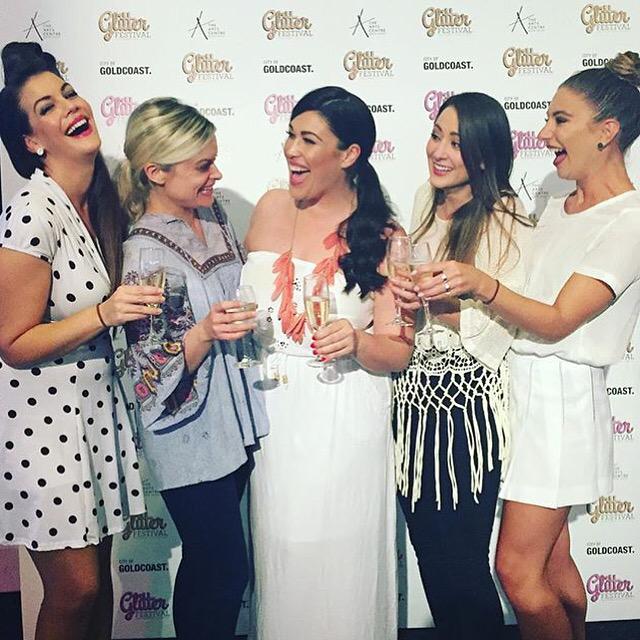 Post show last night with 4 of the most incredible women alive! <a href="/5LesbiansAUS/">5 Lesbians Australia</a>