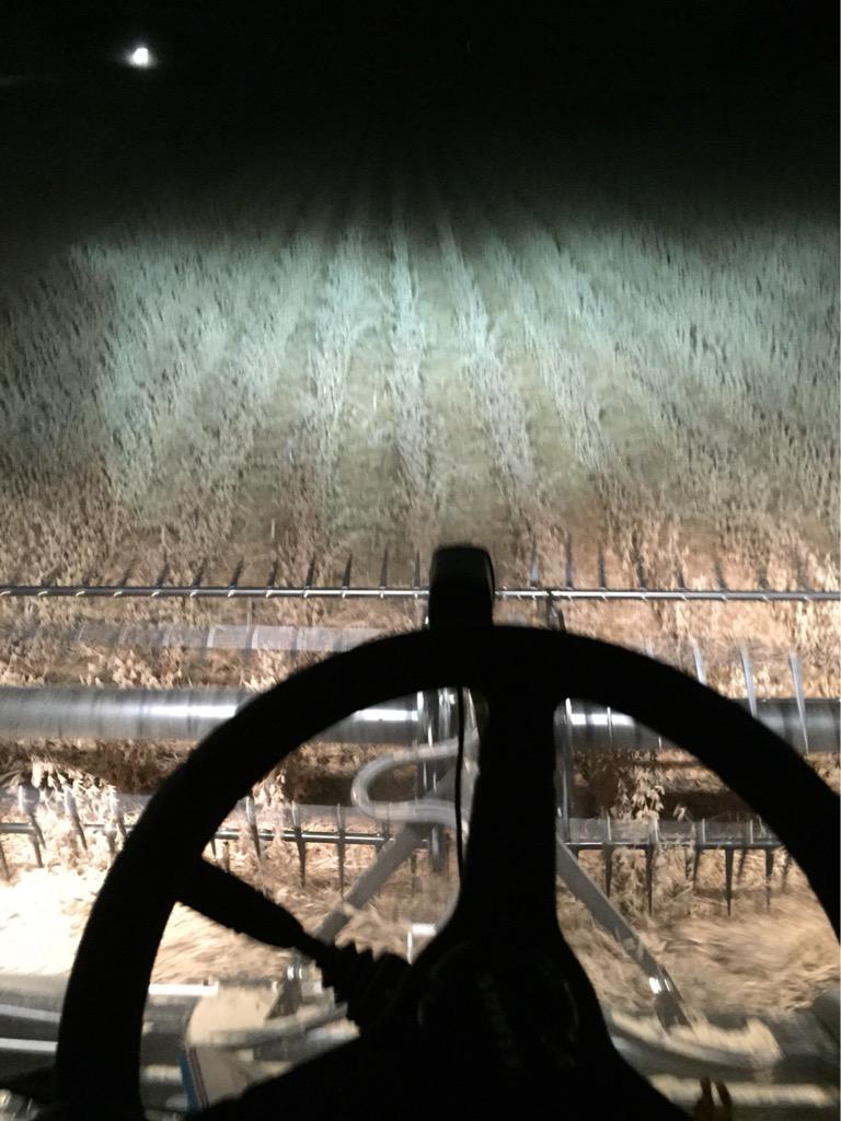 glademason's tweet photo. @FarmerGC79 @montemason @stump389 don't get much seat time in this rig #enjoyitwhileitlasts #cantstopwontstop http://t.co/0UkR4p72YC