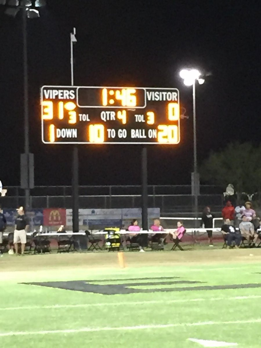 CoachDuplain's tweet image. Verrado Vipers 31 La Joya Lobos 0
Next week at Buckeye Hawks @tylerbaldwin #VarsityZone