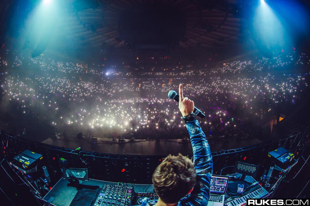 Zedd's tweet photo. MADISON SQUARE GARDEN!!!!! 🙌 http://t.co/C0gbkMLAlW