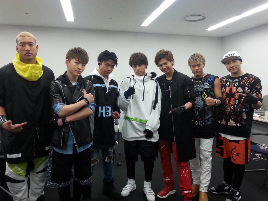 EXGENEloove1121's tweet photo. 大好きなGENERATIONSと三代目のデビュー日までに1121RTと1110ファボ目指します!!✨ ファンの方協力お願いします🙇

#RTした人全員フォロー

#ファンさんスルー禁止 http://t.co/t5YJUkzOxH