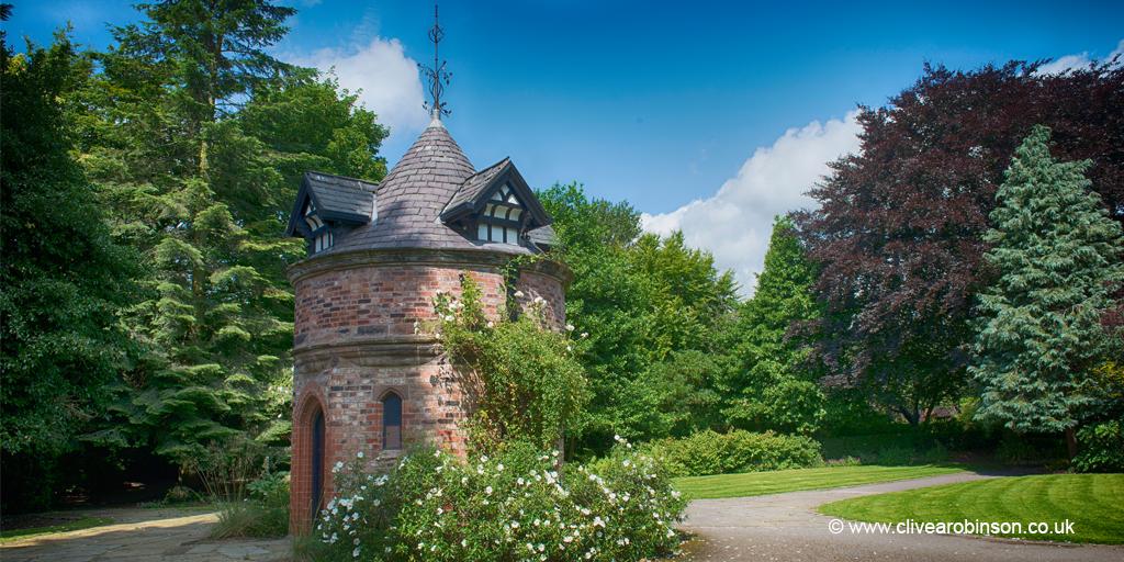 clivearobinson's tweet image. This weeks images are from @WalkdenGardens in Sale #saletown Cheshire in August
clivearobinson.co.uk/walkden33