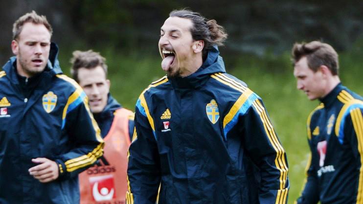 Message wishes Zlatan Ibrahimovic a happy 34th birthday, forgets about three other strikers  