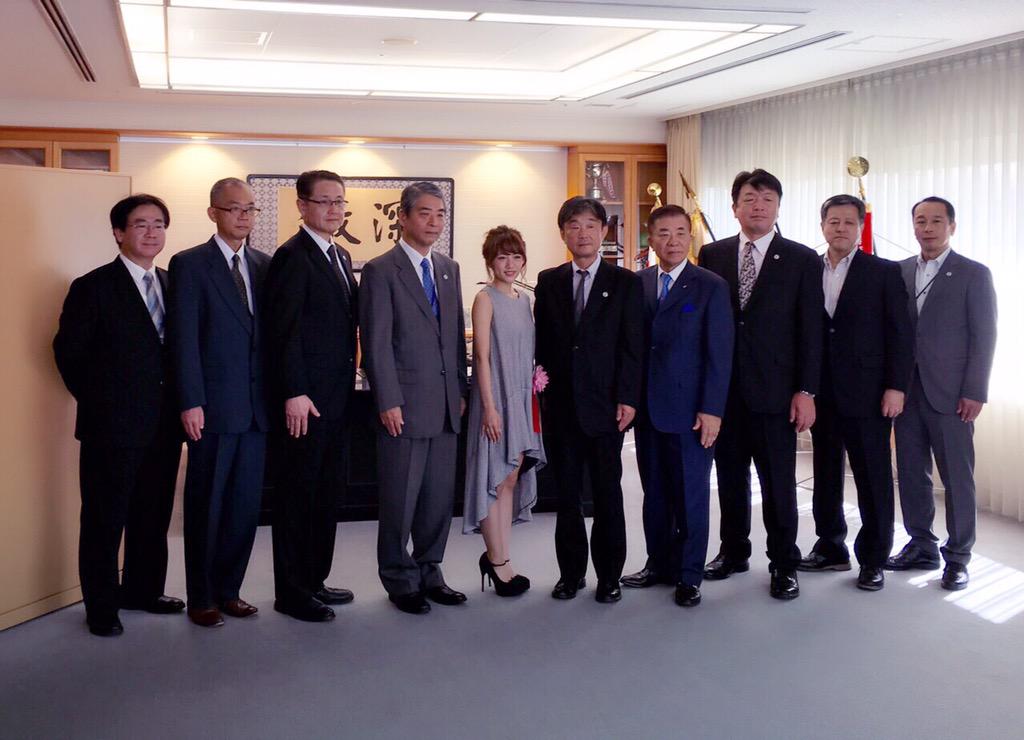 埋め込み画像への固定リンク