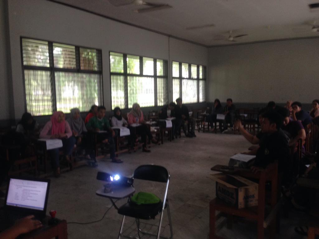 Lagi diadakan rapat kerja PEMA FT-USU kabinet asyik