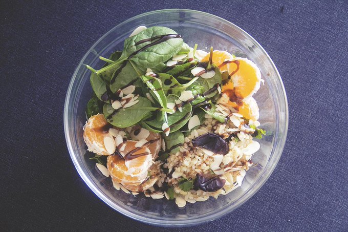 When ur sick and ur body is crying out for love, get your #vegan on with this Date Salad #yum http://t<a href="/tag/vegan"class="tags"><span>#vegan</span></a><a href="/tag/yum"class="tags"><span>#yum</span></a>