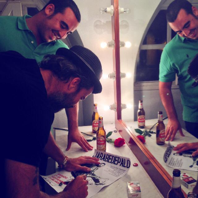 PepilloAlonso's tweet photo. El tiempo ríe si tú estás riendo!! @jarabeoficial MUCHISIMO ANIMO!!!🐡 http://t.co/yVfM4604Hn