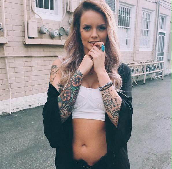 sexypaigebaby's tweet photo. 👑 http://t.co/QgX8yXKVBB