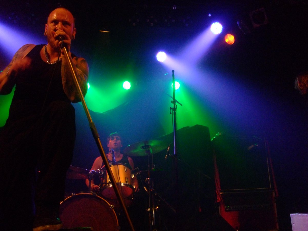Konzertgeherin's tweet photo. 2015-10-02
#StepfatherFred im #LCB #Wuppertal http://t.co/1EFxmNTspk