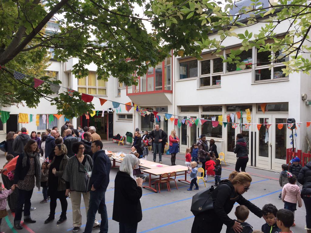 mripoche's tweet photo. Fête de rentrée ce matin à L'école Maurice Ripoche http://t.co/6d4si7jih6