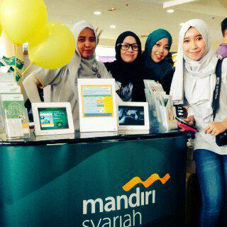 jsofyan's tweet image. booth bsm #ibvaganza cilegon supermall 2 sd 4 Okt. Sgra buka rek, promo berhadiah. @sukses_menabung