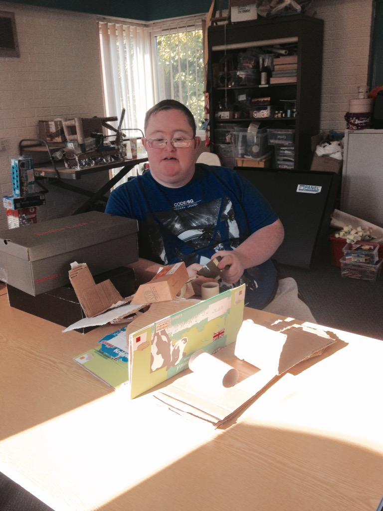TamesideArts's tweet photo. Chris prepares to make another fabulous Sci Fi creation. The transporter from Star Trek http://t.co/1DqFxU9AID