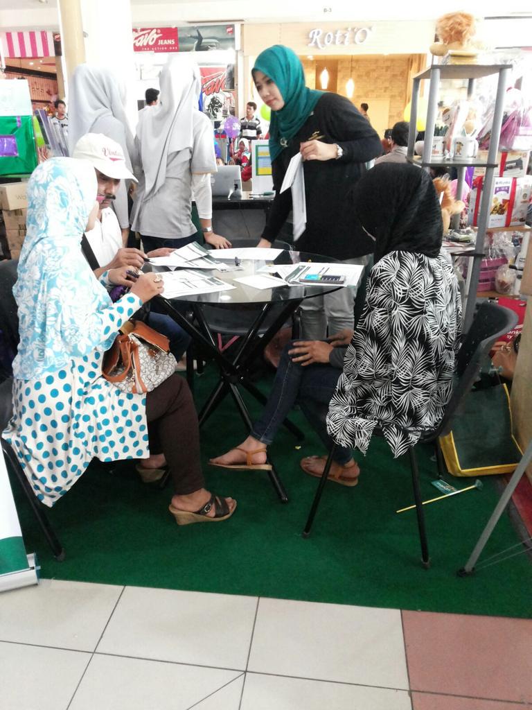 jsofyan's tweet image. Ajak keluarga rame2 buka rek. booth bsm hadir di Clg supermall u/ anda pribadi istimewa @sukses_menabung @iBVaganza