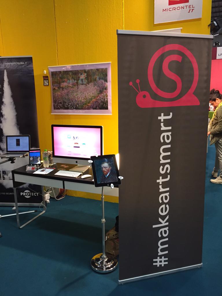 makeartsmart's tweet photo. Anche oggi vi aspettiamo a  @Falacosa_Giusta  per mostrarvi SMART! #makeartsmart http://t.co/YqHNoq88V0