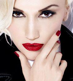   Happy birthday Gwen Stefani!     