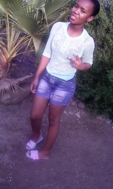 omphemetse tweet media