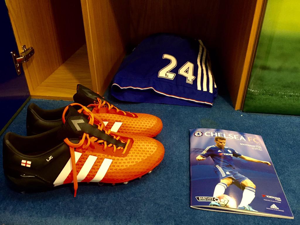 Here's <a href="/GaryJCahill/">Gary Cahill</a>'s place inside the dressing room for today's game. #CFC