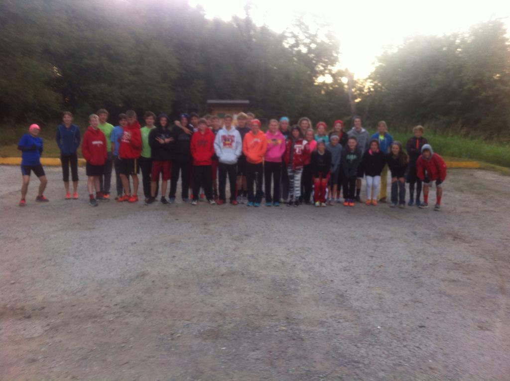 TongieXC's tweet image. Longest run of the season. 8.8 at the  river trails. #cold #tired #Chieftains